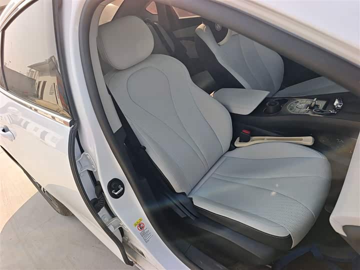 BYD Seal 05 DM-i Hybrid 2025 2025款 DM-i 智驾版 55KM尊贵型