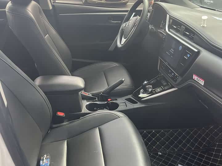 Toyota Corolla Hybrid 2020 2020款 1.8L E-CVT舒适版