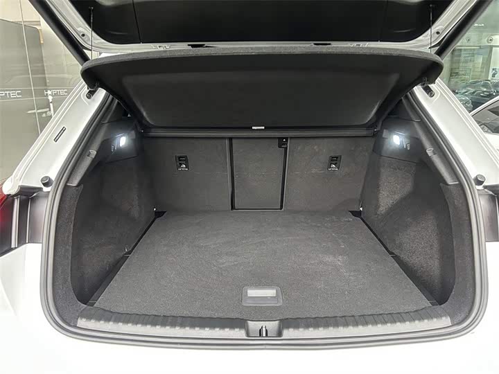 Audi Q4 e-tron 2024 2024款 50 e-tron quattro 创境曜夜版