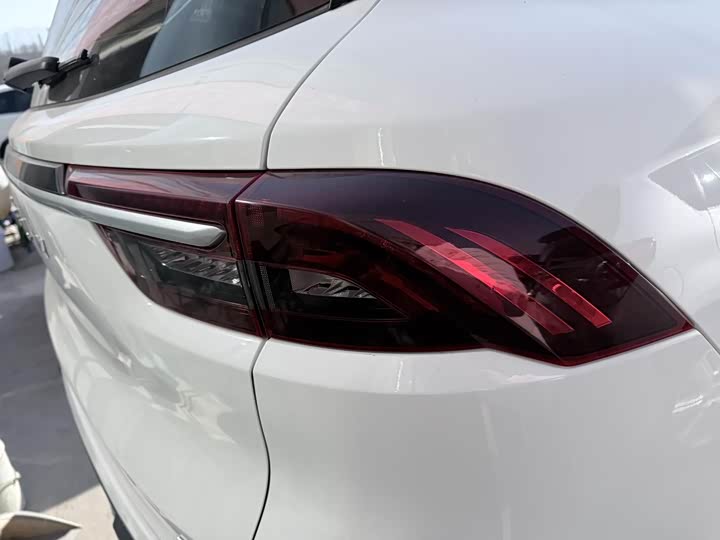 Geely Okavango 2022 2022款 1.8TD DCT旗舰型 7座