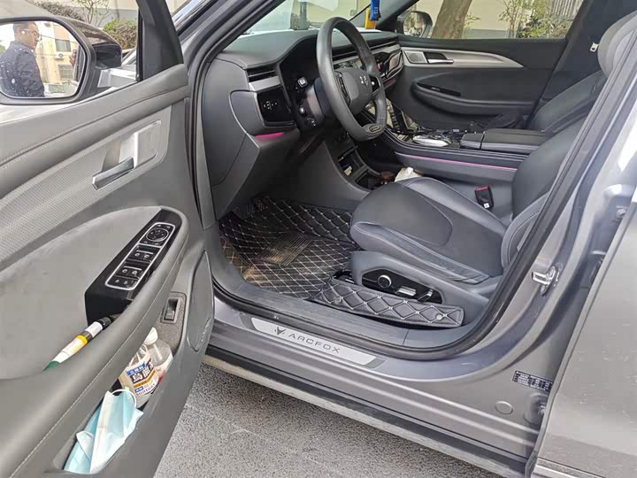 BAIC Arcfox Alpha T 2022 2022款 653S+ 175kW