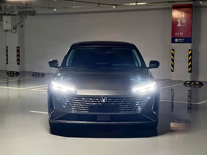 Changan Eado Plus 2025 2025款 蓝鲸 1.5T 500Bar尊贵型