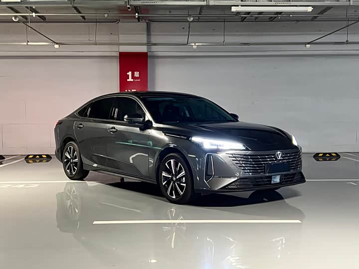 Changan Eado Plus 2025 2025款 蓝鲸 1.5T 500Bar尊贵型