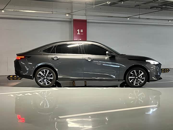 Changan Eado Plus 2025 2025款 蓝鲸 1.5T 500Bar尊贵型