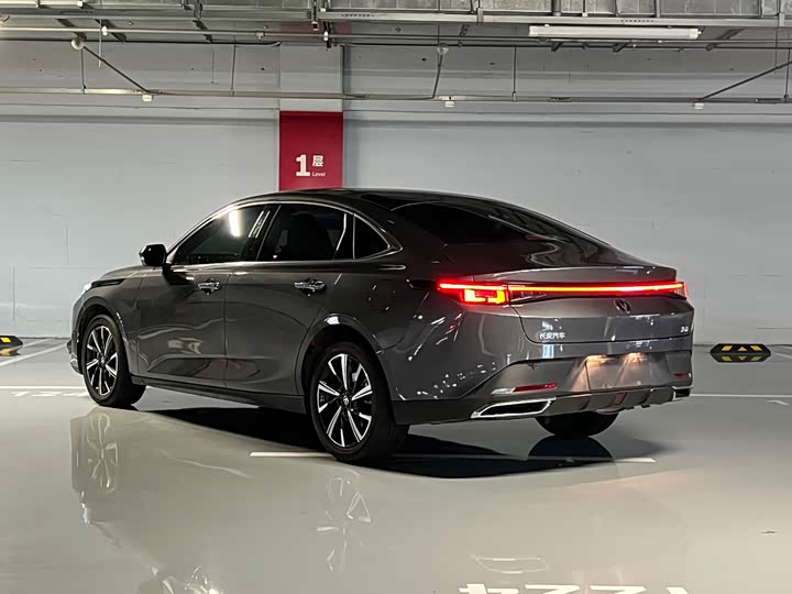 Changan Eado Plus 2025 2025款 蓝鲸 1.5T 500Bar尊贵型