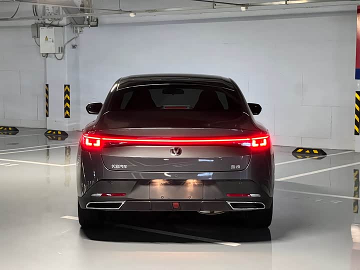 Changan Eado Plus 2025 2025款 蓝鲸 1.5T 500Bar尊贵型