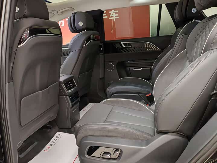 Hongqi E-HS9 2022 2022款 690km 旗享版 六座