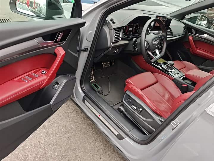 Audi Q5L 2025 2025款 40 TFSI 豪华动感型