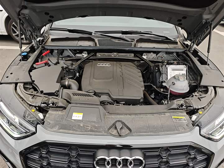 Audi Q5L 2025 2025款 40 TFSI 豪华动感型