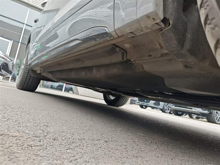 Audi Q5L 2025 2025款 40 TFSI 豪华动感型