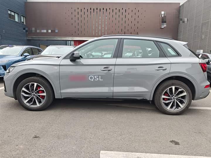 Audi Q5L 2025 2025款 40 TFSI 豪华动感型