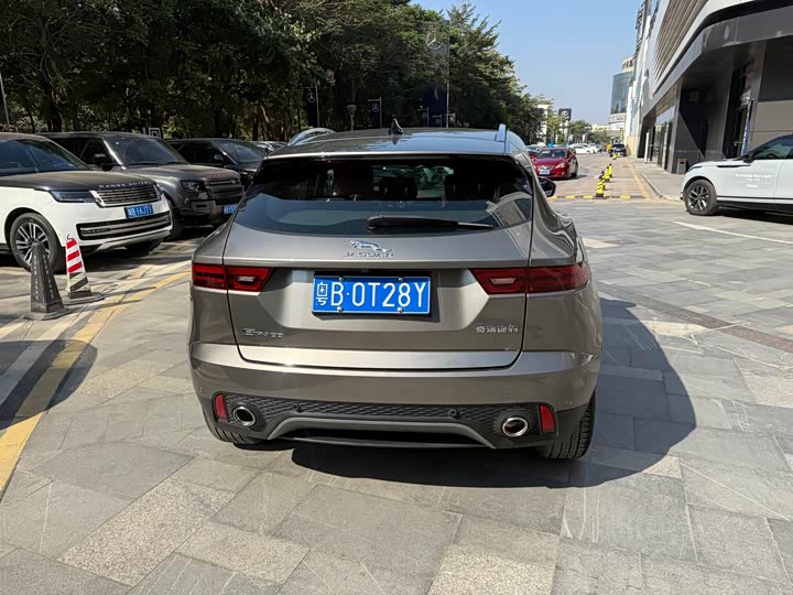 Jaguar E-Pace 2024 2024款 进取运动版 R-DYNAMIC S