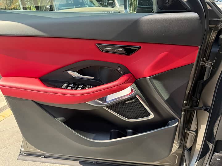 Jaguar E-Pace 2024 2024款 进取运动版 R-DYNAMIC S