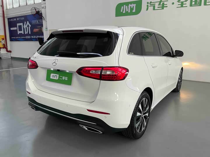 Mercedes-Benz B-Class 2022 2022款 B 180 时尚型