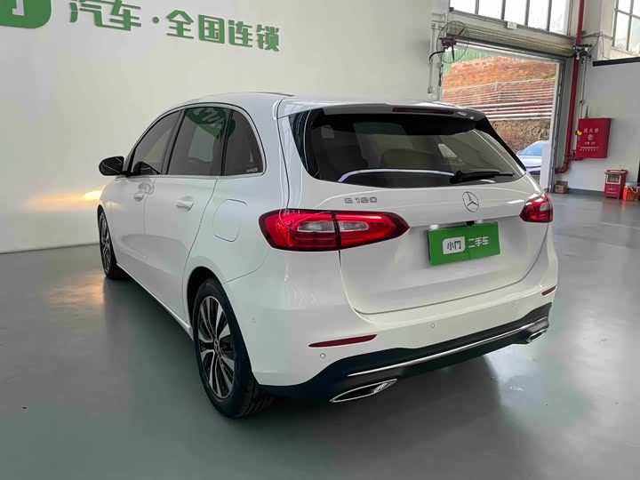 Mercedes-Benz B-Class 2022 2022款 B 180 时尚型