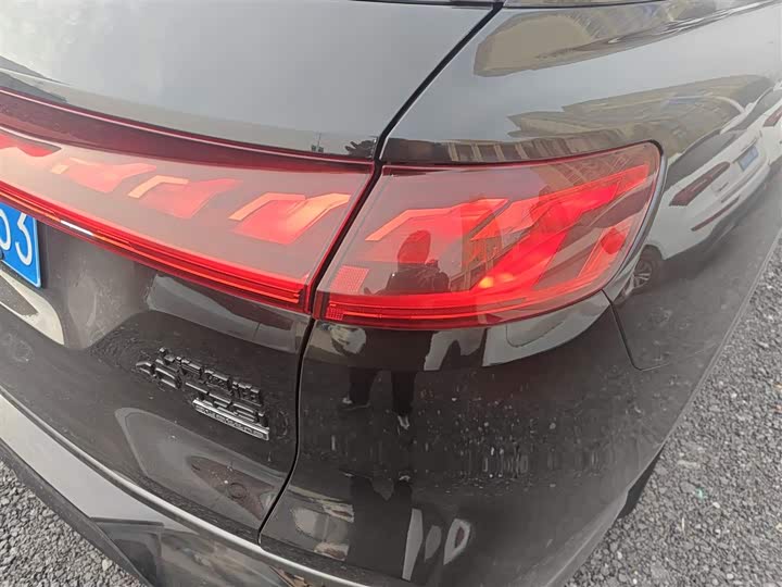 Audi Q6 2023 2023款 40 TFSI quattro 观云型 Light 飞骑套装