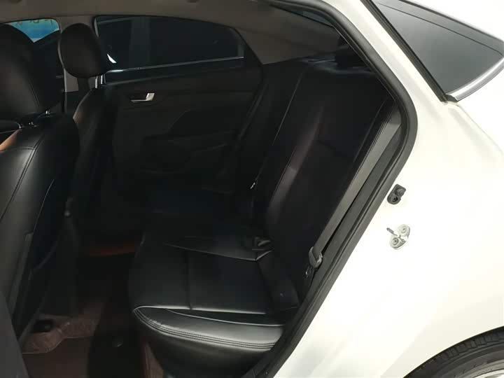 Hyundai Verna 2020 2020款 1.4L CVT GLS炫酷版