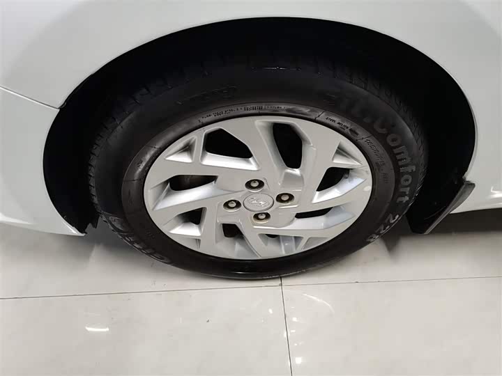 Hyundai Verna 2020 2020款 1.4L CVT GLS炫酷版