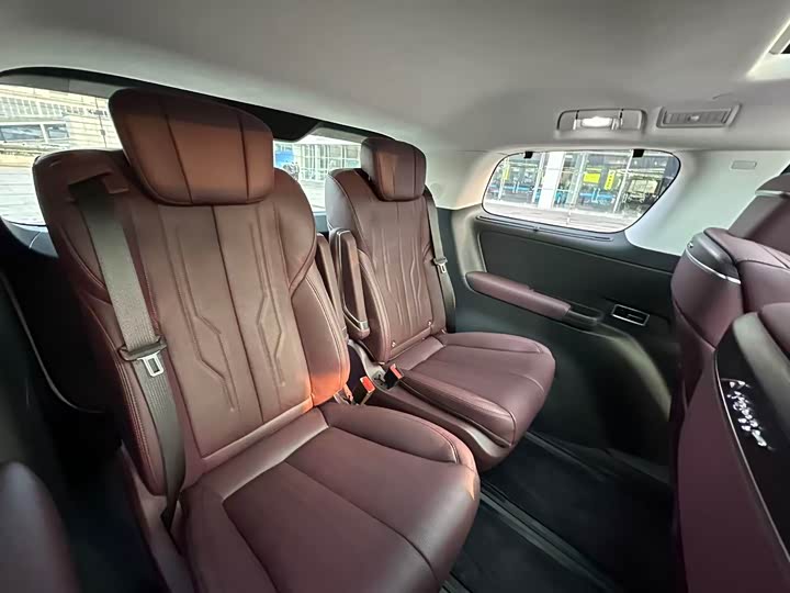 Buick GL8 Century 2025 2025款 2.0T 六座蕴世版