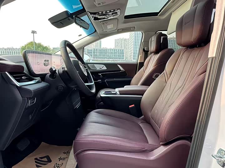 Buick GL8 Century 2025 2025款 2.0T 六座蕴世版