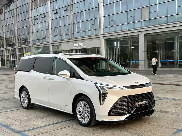 Buick GL8 Century 2025 2025款 2.0T 六座蕴世版