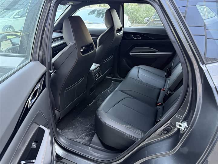 Changan Oshan Z6 Hybrid 2023 2023款 智电iDD 150KM旗舰PLUS智慧泊车版