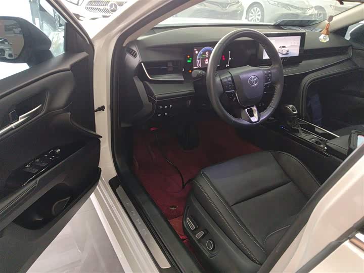 Toyota Camry 2024 2024款 双擎 2.0HGVP 豪华版