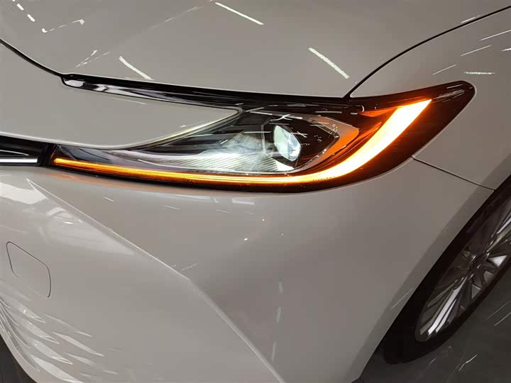 Toyota Camry 2024 2024款 双擎 2.0HGVP 豪华版
