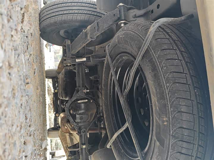 Dongfeng Forthing Lingzhi M5 2025 2025款 M5 1.6L 长轴基本型 5座