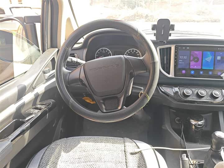 Dongfeng Forthing Lingzhi M5 2025 2025款 M5 1.6L 长轴基本型 5座