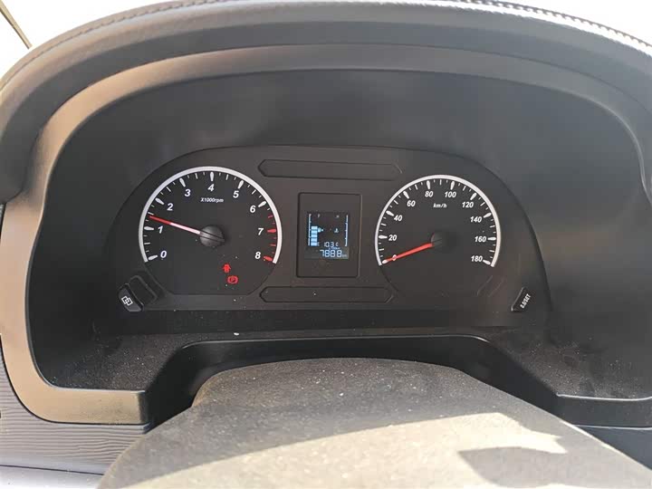 Dongfeng Forthing Lingzhi M5 2025 2025款 M5 1.6L 长轴基本型 5座