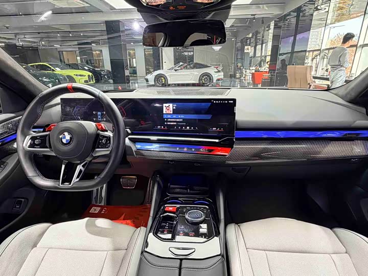 BMW M5 Hybrid 2025 2025款 M5