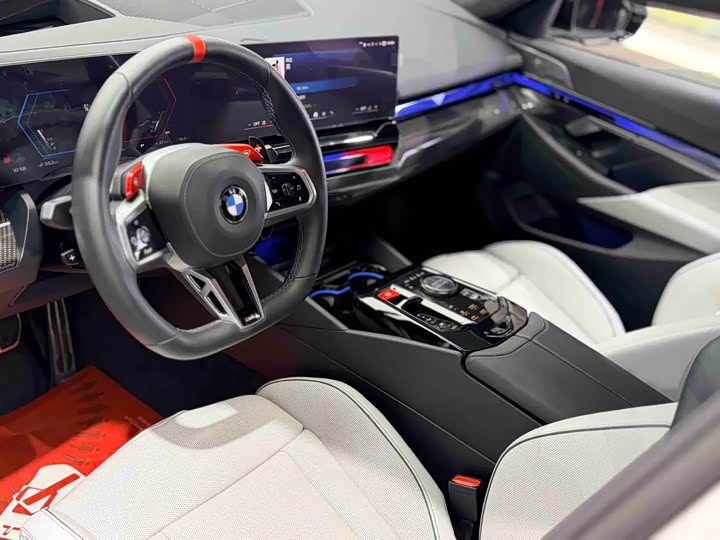 BMW M5 Hybrid 2025 2025款 M5