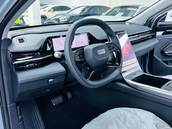 Geely Galaxy L6 2024 2024款 125km PLUS 龙腾版