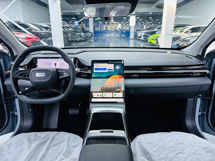 Geely Galaxy L6 2024 2024款 125km PLUS 龙腾版