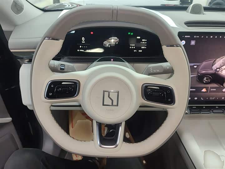 Zeekr 7X 2025 2025款 100kWh 长续航四驱智驾版