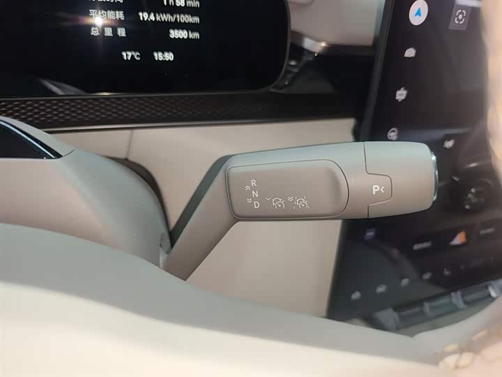 Zeekr 7X 2025 2025款 100kWh 长续航四驱智驾版