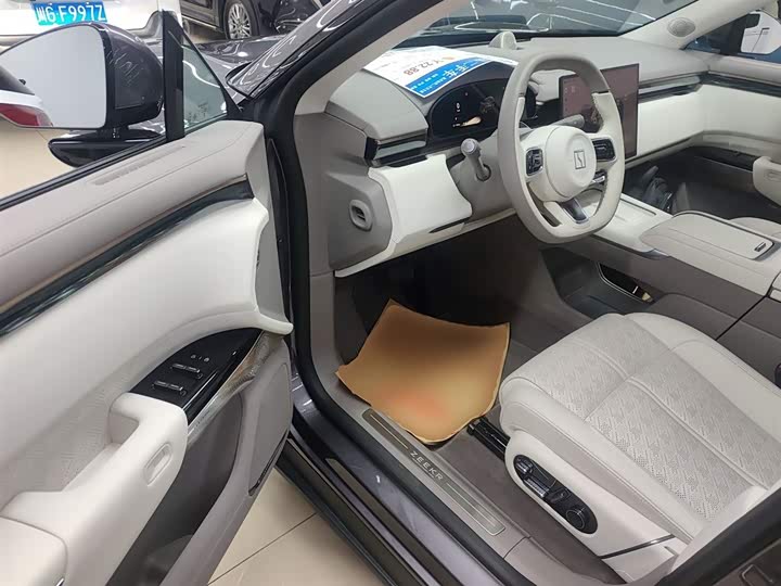 Zeekr 7X 2025 2025款 100kWh 长续航四驱智驾版