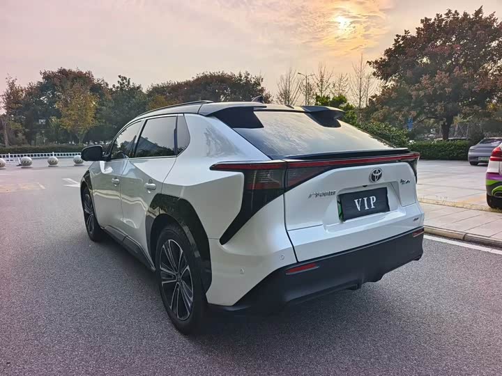 Toyota bZ4X 2022 2022款 X-MODE 四驱Ultra
