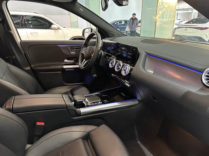 Mercedes-Benz EQA 2023 2023款 改款 EQA 260