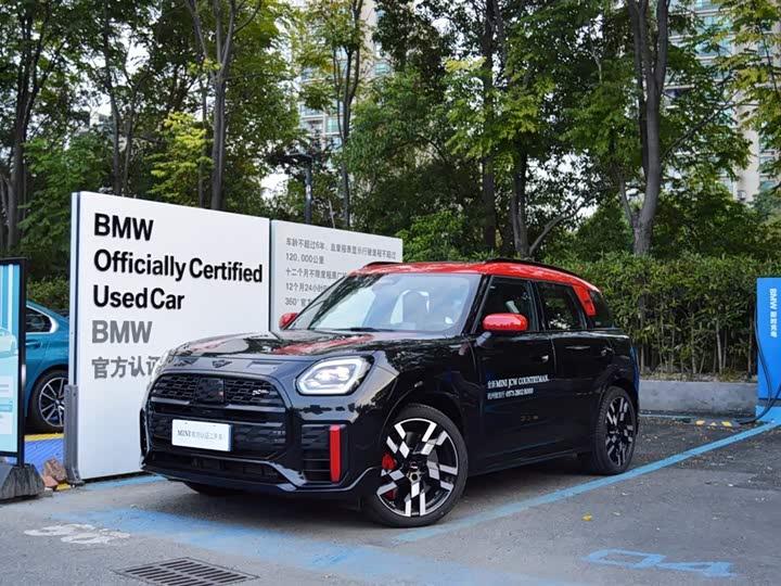 2024 Mini Countryman JCW