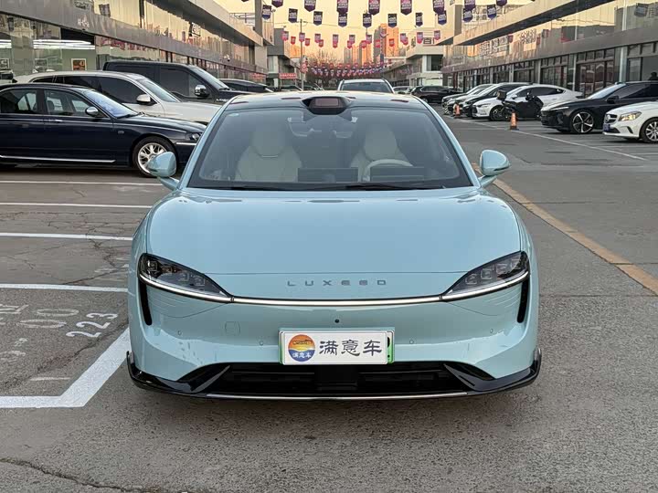 2025 Luxeed S7