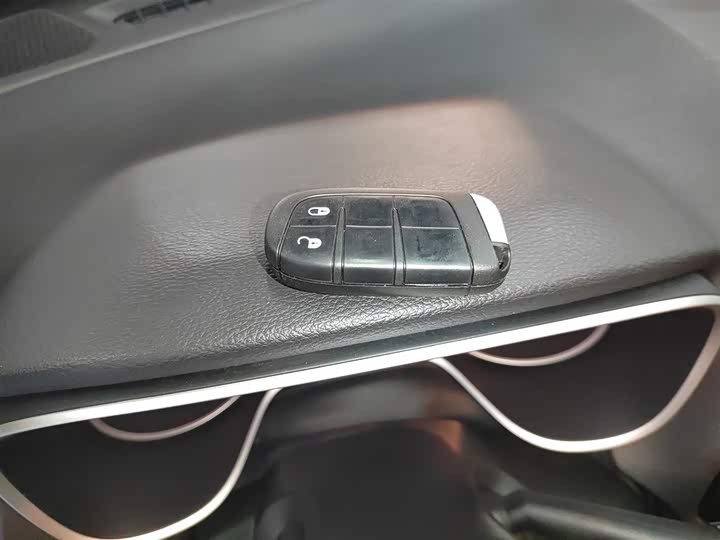 Jeep Compass 2020 2020款 220T 自动精英版