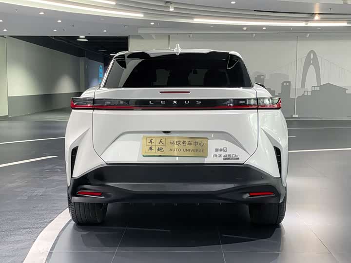 Lexus RZ 2023 2023款 450e 四驱纵享版