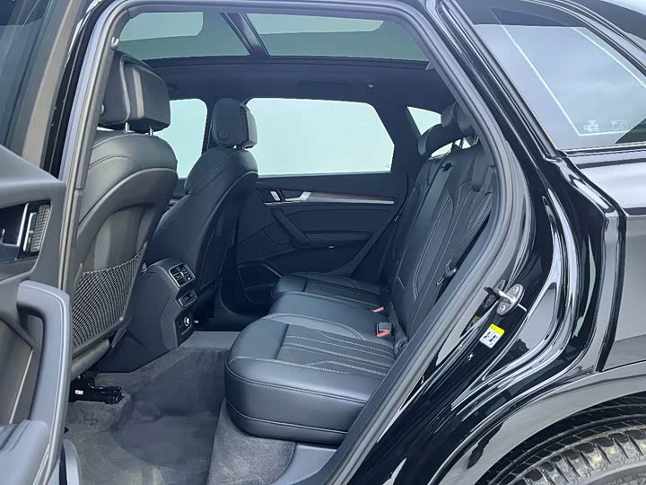 Audi Q5L 2025 2025款 45 TFSI 豪华动感型