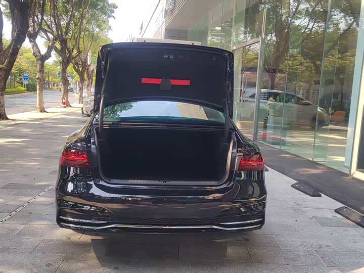 Audi A7L 2024 2024款 45 TFSI quattro 奢享型