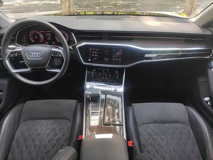 Audi A7L 2024 2024款 45 TFSI quattro 奢享型