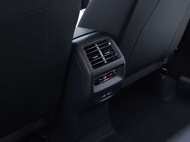 Volkswagen Tayron 2025 2025款 探岳L 380TSI 四驱豪华Easy包