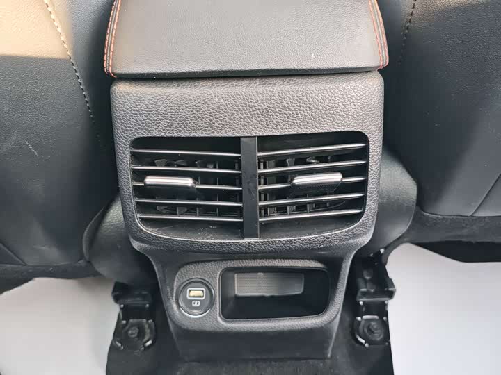 Kia KX3 2021 2021款 1.5L CVT焕新版