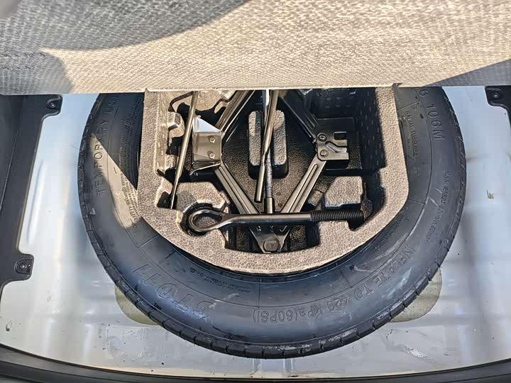 Kia KX3 2021 2021款 1.5L CVT焕新版